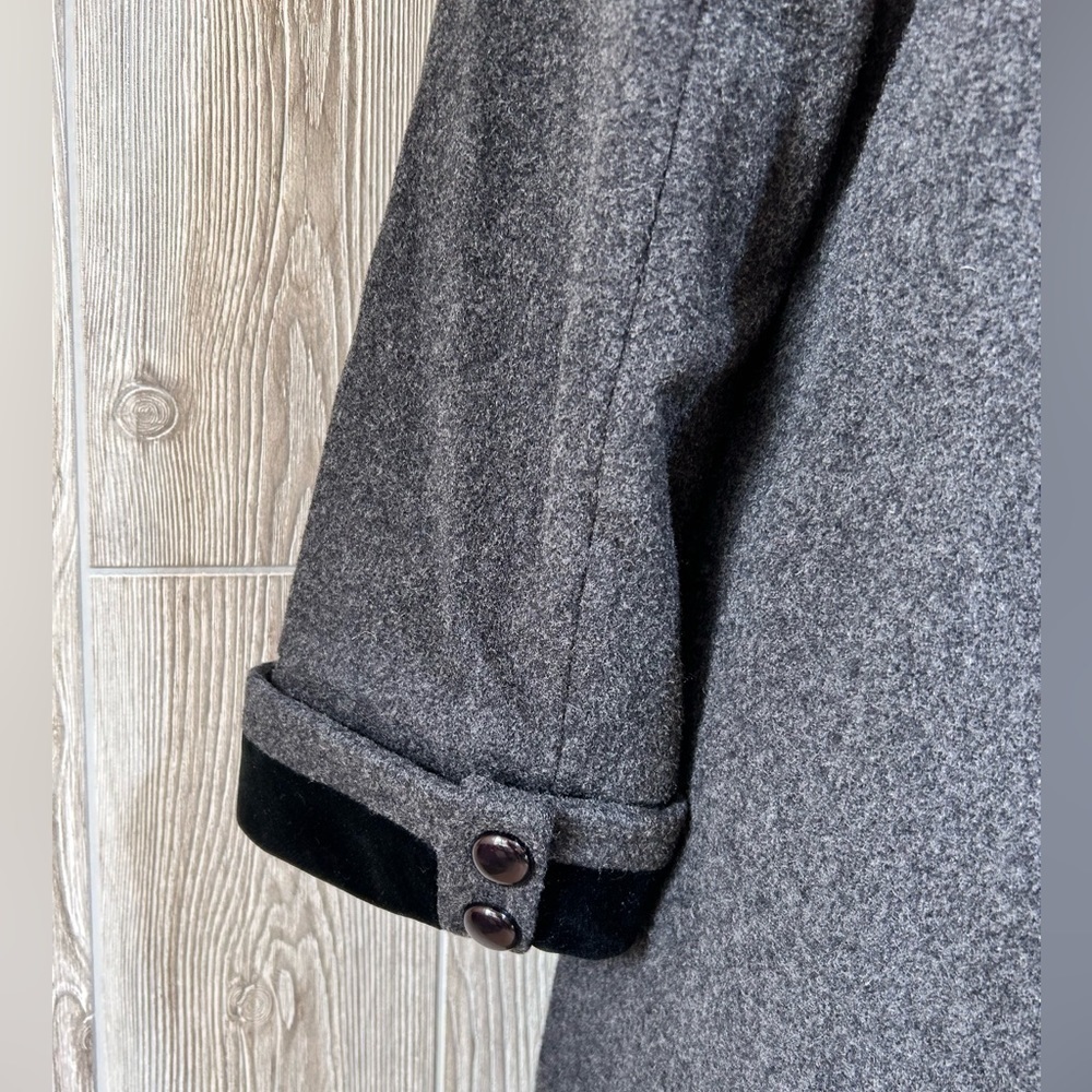 Vintage Mario de Pinto Wool Button Down Trench  Overcoat with Velvet Trim Large - Picture 12 of 16